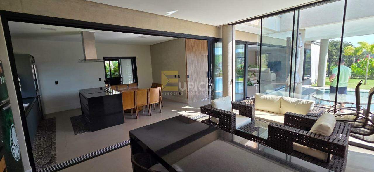 Casa em condomínio à venda no Condomínio Vila Hípica II em Vinhedo/SP: