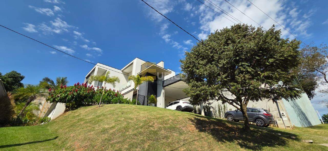 Casa em condomínio à venda no Condomínio Vila Hípica II em Vinhedo/SP: