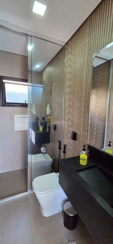 Casa em condomínio à venda no Condomínio Vila Hípica II em Vinhedo/SP: