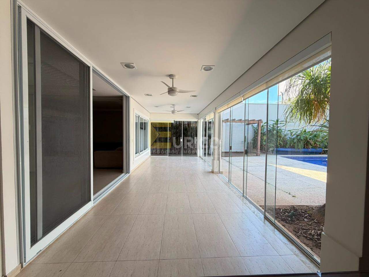 Casa em condomínio para aluguel no Condomínio Ouro Verde em Valinhos/SP: