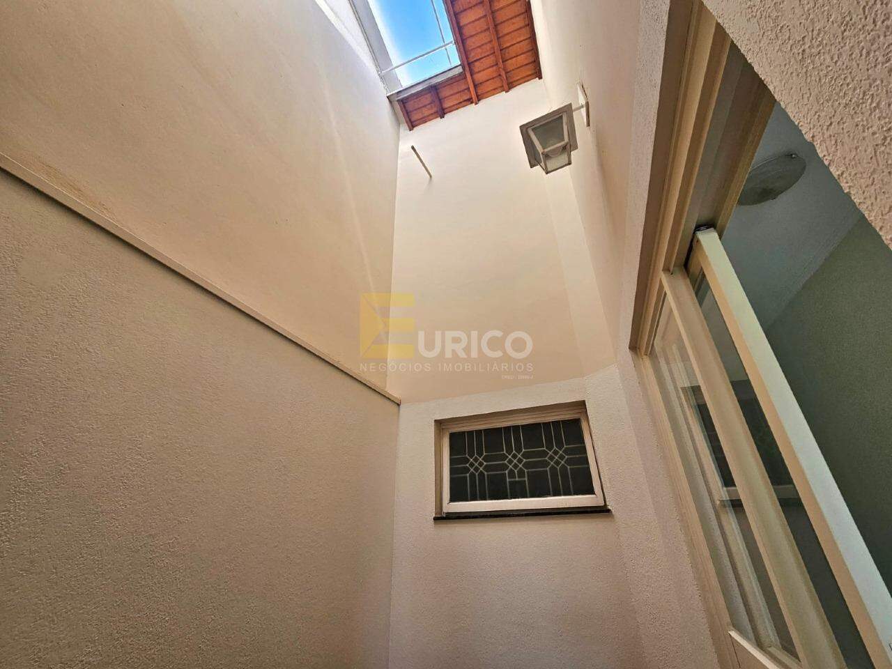 Casa em condomínio para aluguel no Condomínio Residencial Mirante do Lenheiro em Valinhos/SP: Área de respiro