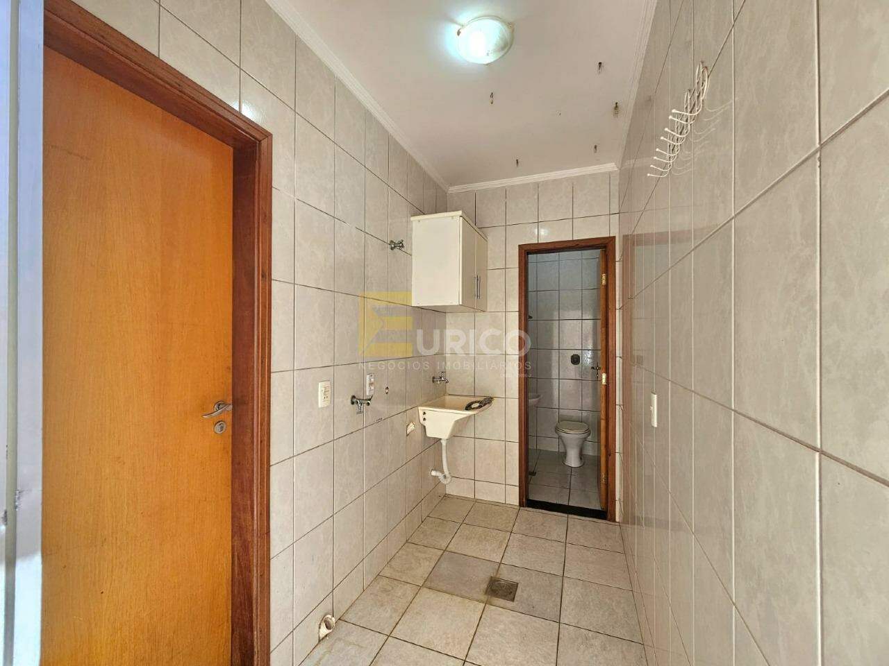 Casa em condomínio para aluguel no Condomínio Residencial Mirante do Lenheiro em Valinhos/SP: Lavanderia