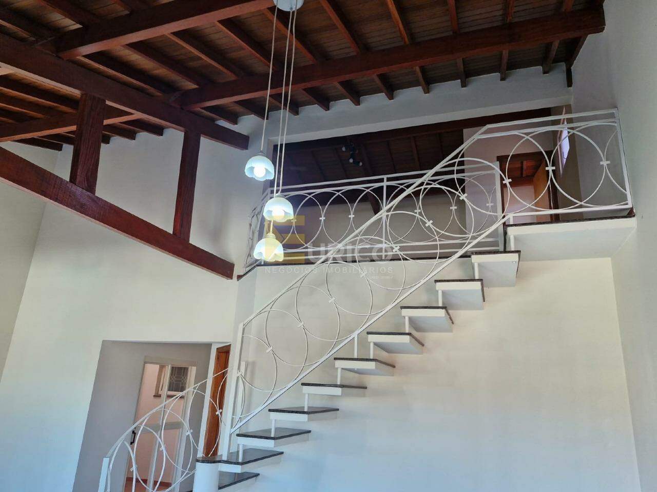 Casa em condomínio para aluguel no Condomínio Residencial Mirante do Lenheiro em Valinhos/SP: Vista sala para Mezzanino