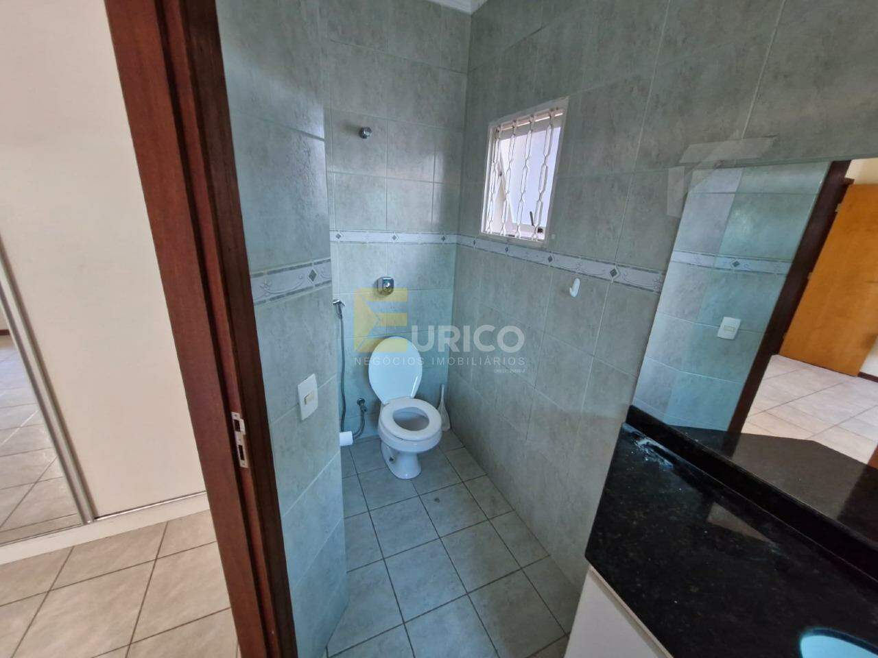 Casa em condomínio para aluguel no Condomínio Residencial Mirante do Lenheiro em Valinhos/SP: Suíte