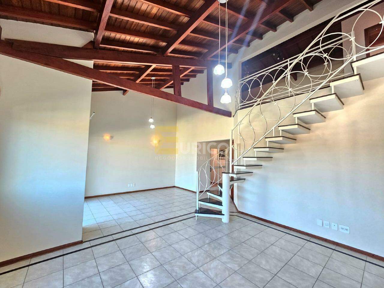 Casa em condomínio para aluguel no Condomínio Residencial Mirante do Lenheiro em Valinhos/SP: Salas