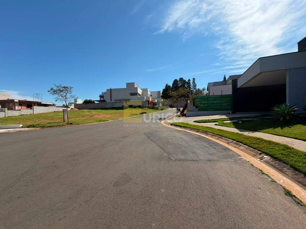 Terreno em Condomínio à venda no Condomínio Reserva do Itamaracá em Valinhos/SP: 
