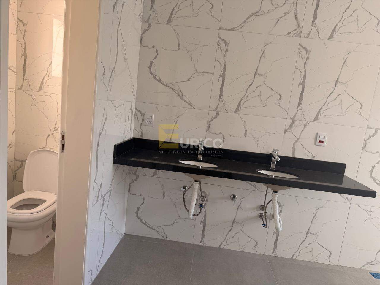 Casa em condomínio à venda no Condomínio Reserva Jatobás em Louveira/SP: