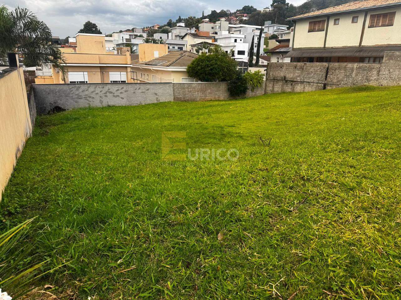 Terreno em Condomínio à venda no Condomínio Portal do Jequitibá em Valinhos/SP: