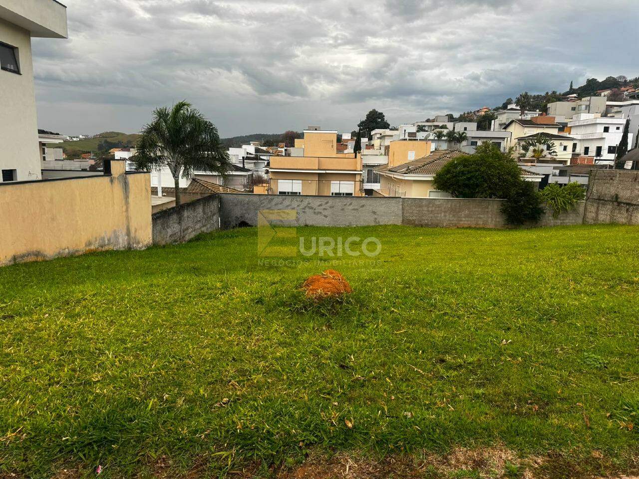 Terreno em Condomínio à venda no Condomínio Portal do Jequitibá em Valinhos/SP: 