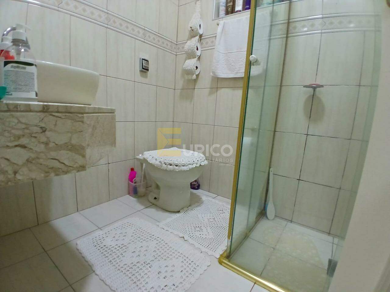Casa à venda no JARDIM SANTANA em Valinhos/SP: