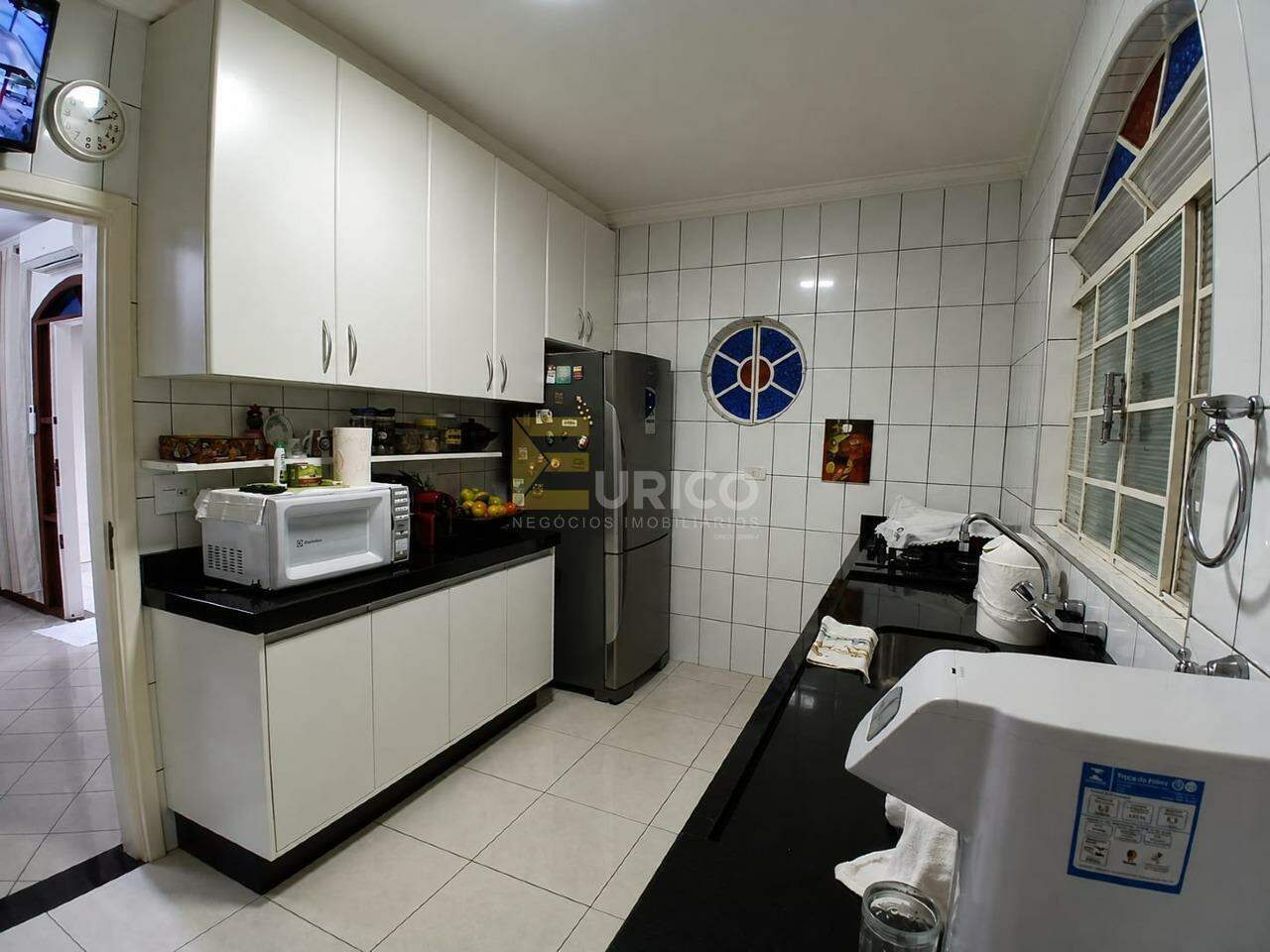 Casa à venda no JARDIM SANTANA em Valinhos/SP: