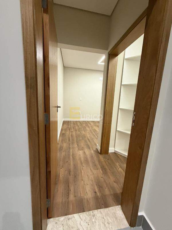 Casa em condomínio à venda no Condomínio Portal do Jequitibá em Valinhos/SP: 