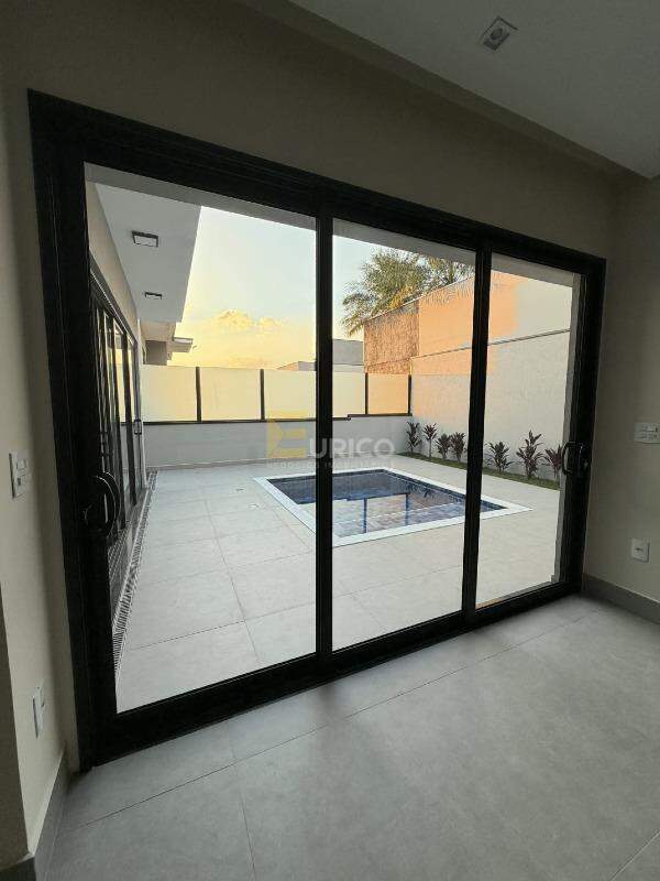 Casa em condomínio à venda no Condomínio Portal do Jequitibá em Valinhos/SP: 