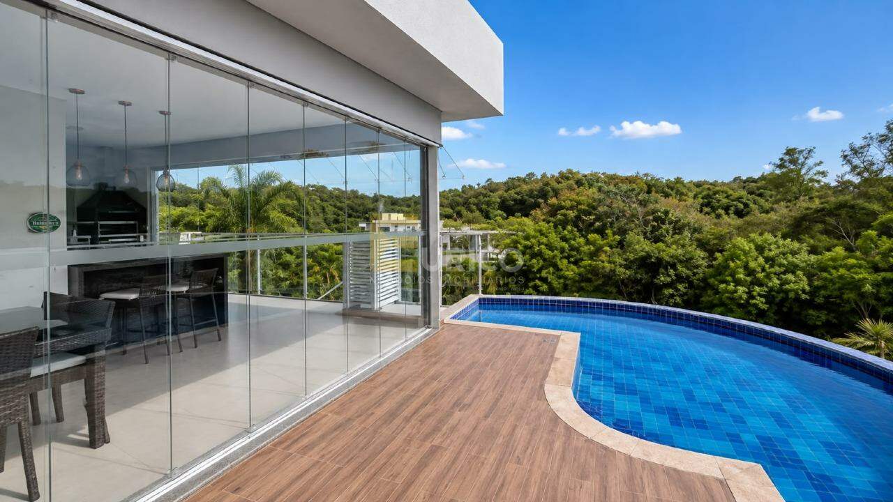Casa em condomínio à venda no Condomínio Villa Lombarda em Valinhos/SP: