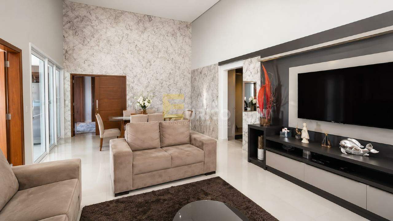 Casa em condomínio à venda no Condomínio Villa Lombarda em Valinhos/SP: 