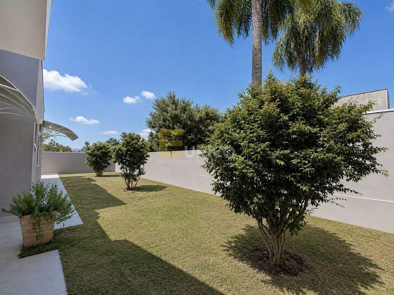 Casa em condomínio à venda no Condomínio Villa Lombarda em Valinhos/SP: