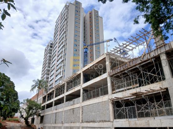 Apartamento à venda no Condomínio The Gardens Paiquere em Valinhos/SP: