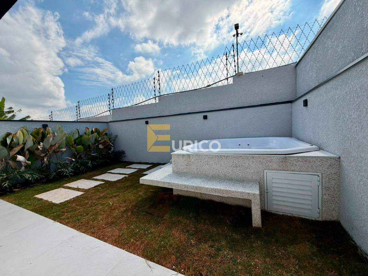 Casa em condomínio à venda no Jardim Golden Park Residence II em Sorocaba/SP: 