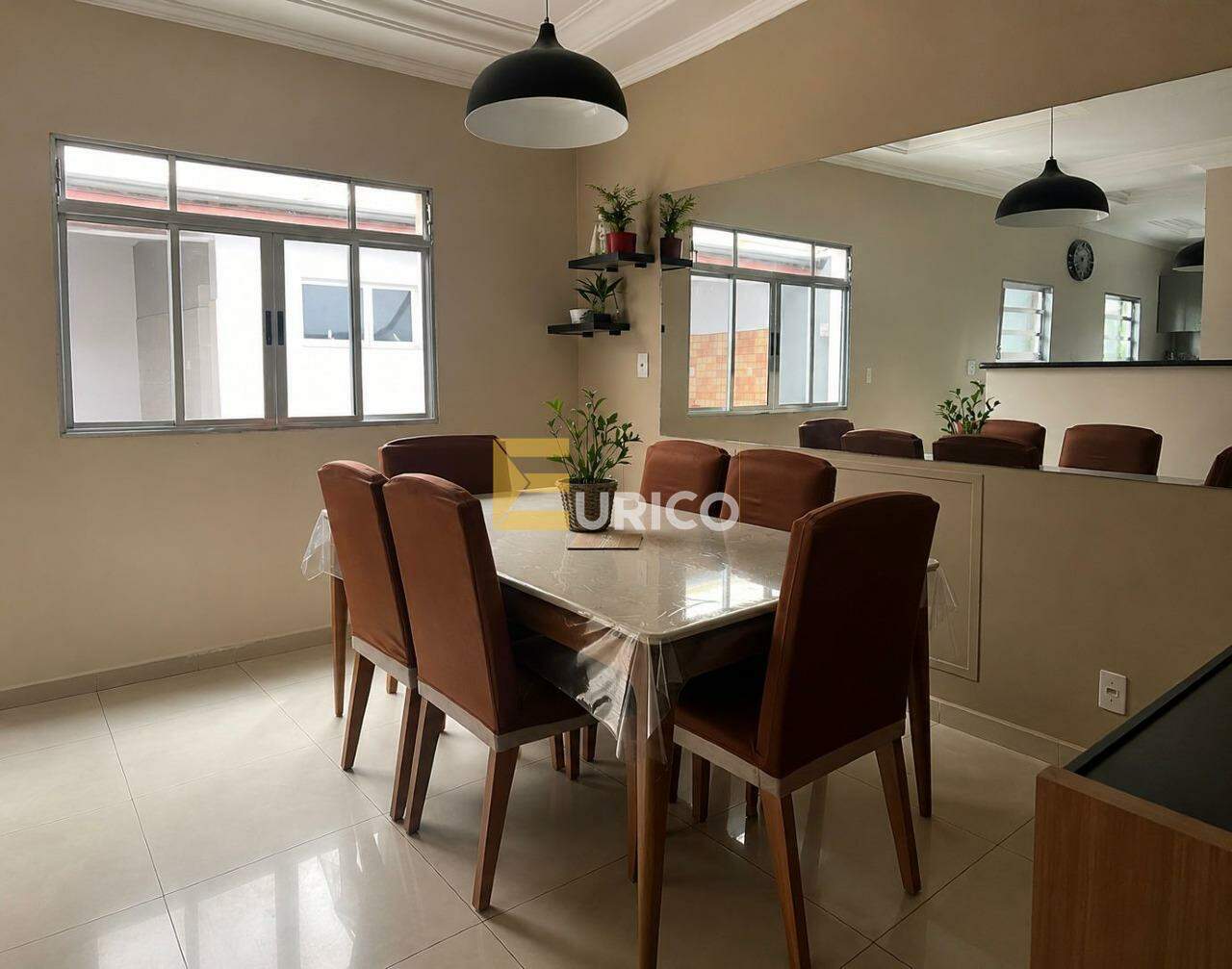 Casa à venda no Wanel Ville em Sorocaba/SP: