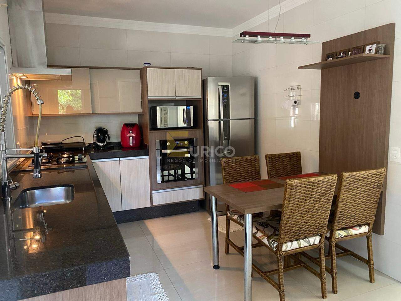 Casa em condomínio à venda no Condomínio Delle Stelle em Louveira/SP: