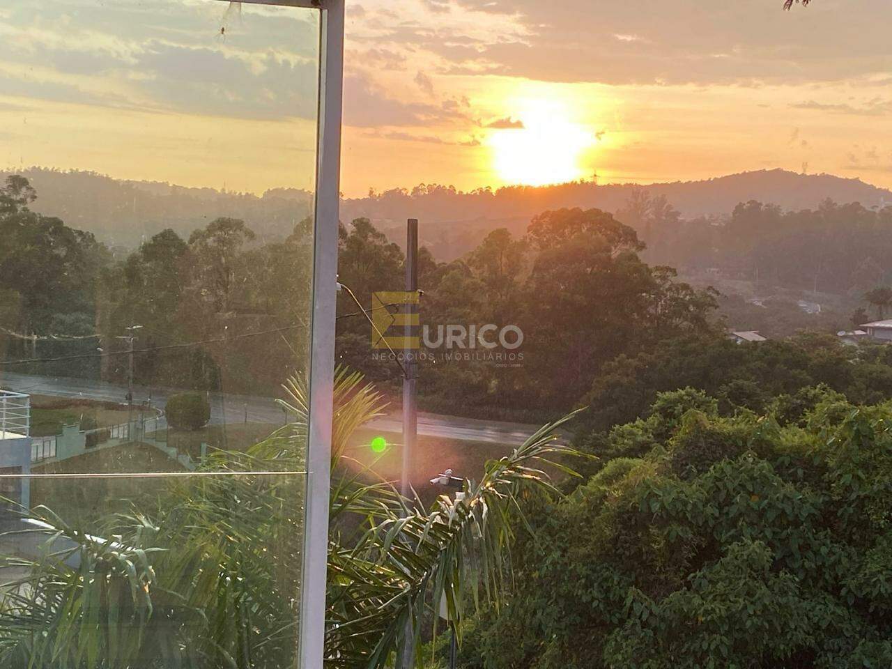 Casa em condomínio à venda no Condomínio Delle Stelle em Louveira/SP: