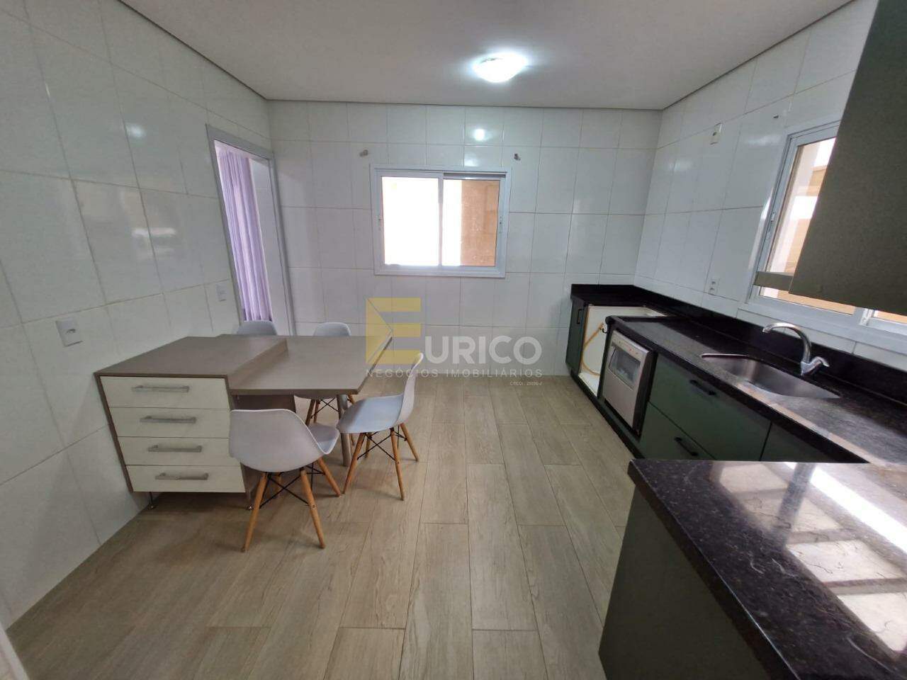 Casa em condomínio para aluguel no Condomínio Bosque dos Cambarás em Valinhos/SP: