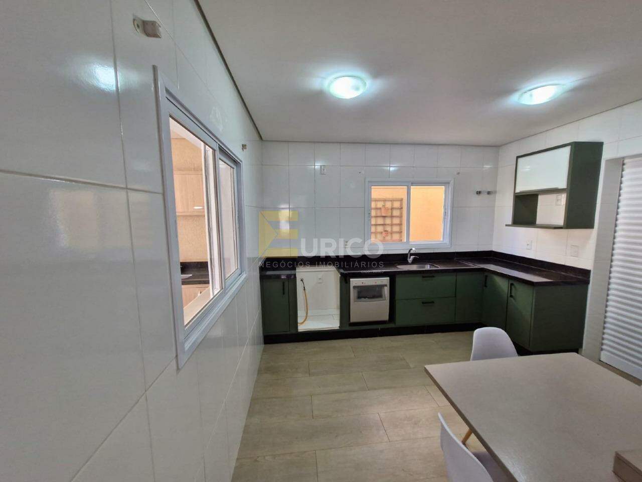 Casa em condomínio para aluguel no Condomínio Bosque dos Cambarás em Valinhos/SP: