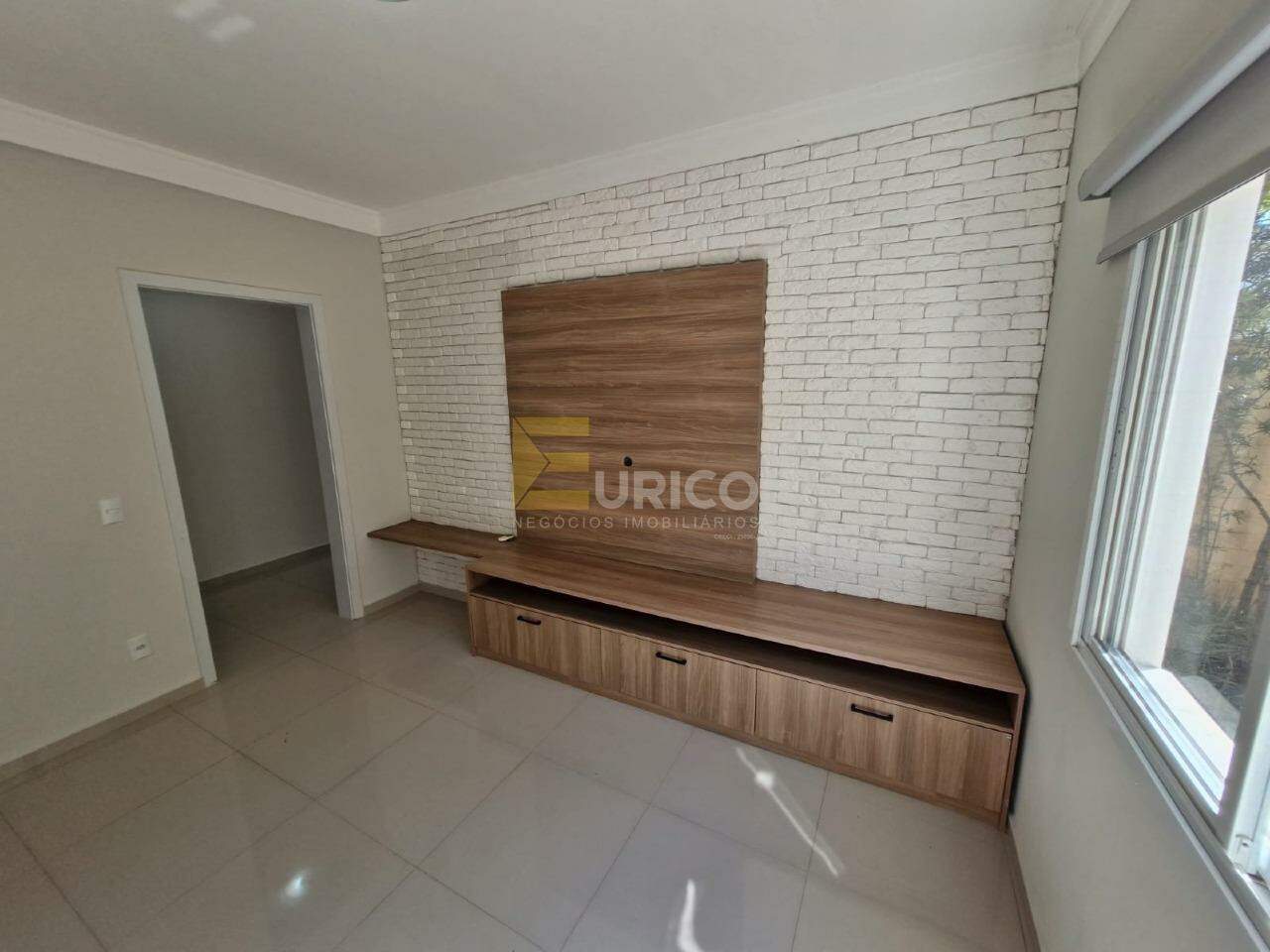 Casa em condomínio para aluguel no Condomínio Bosque dos Cambarás em Valinhos/SP: