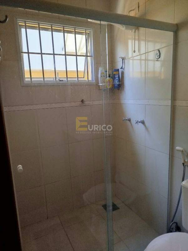 Casa em condomínio à venda no Condomínio Residencial Mirante do Lenheiro em Valinhos/SP: Banheiro suíte