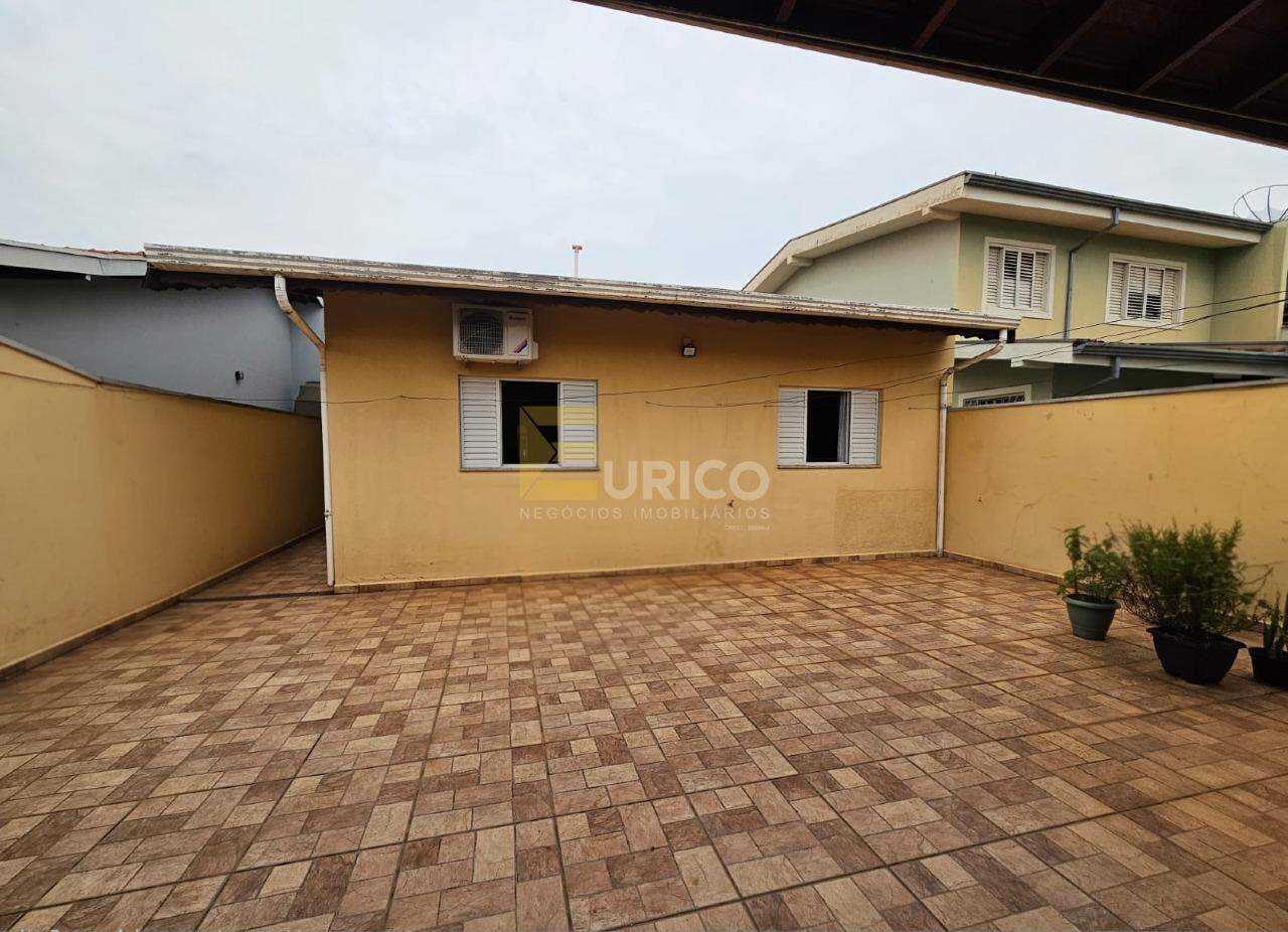 Casa em condomínio à venda no Condomínio Residencial Mirante do Lenheiro em Valinhos/SP: Quintal