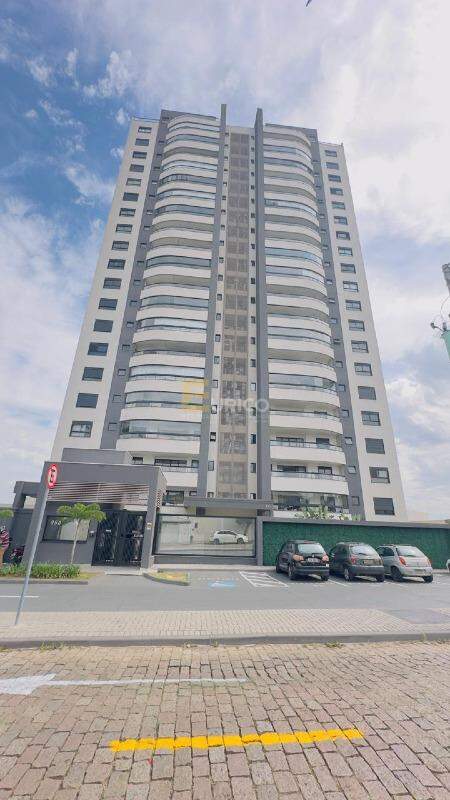 Apartamento para aluguel no Condomínio Edifício Lux Residence em Valinhos/SP: 