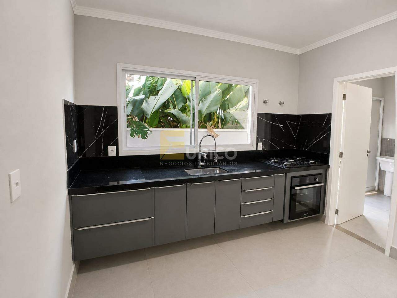 Casa em condomínio à venda no Condominio Le Village em Valinhos/SP: