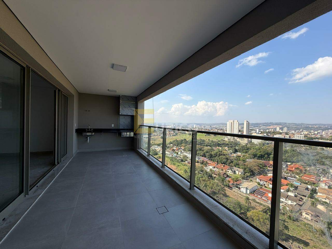 Apartamento à venda no Condomínio The Gardens Paiquere em Valinhos/SP: 