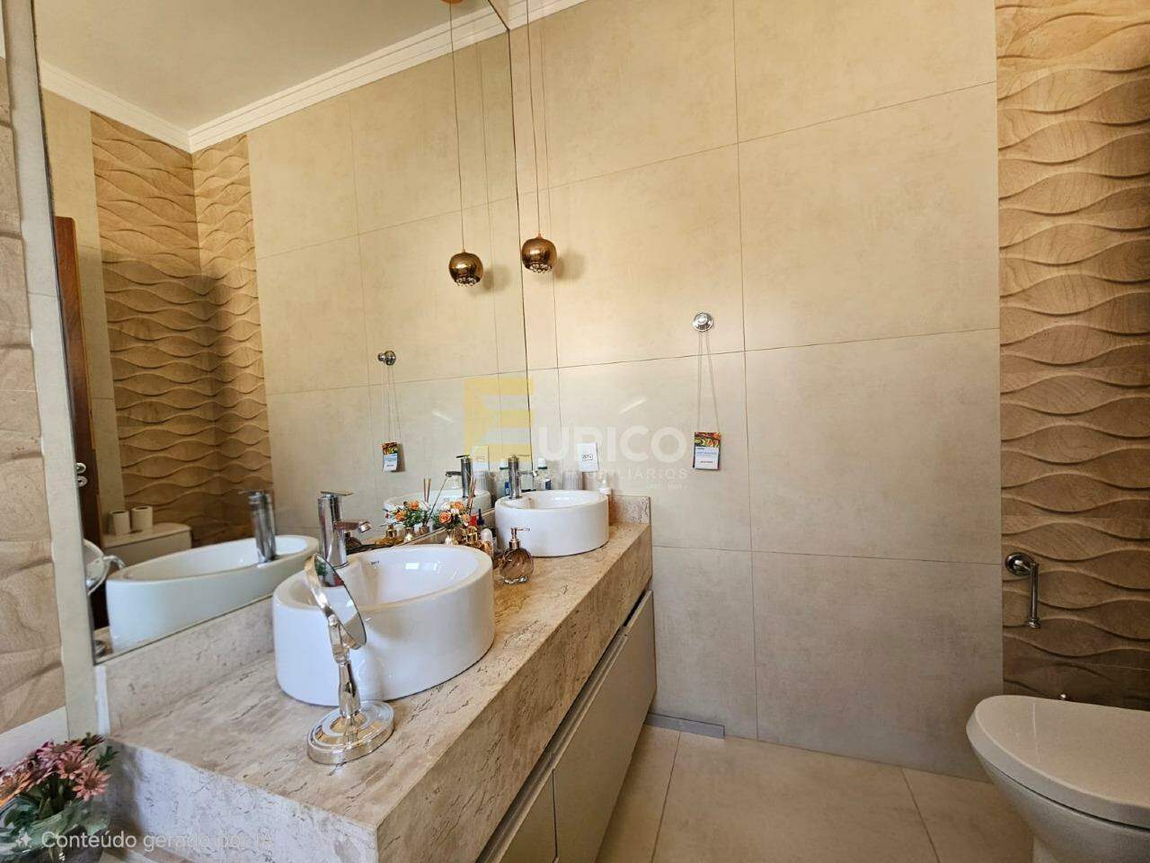 Casa em condomínio à venda no Condomínio Residencial Villa do Sol em Valinhos/SP: