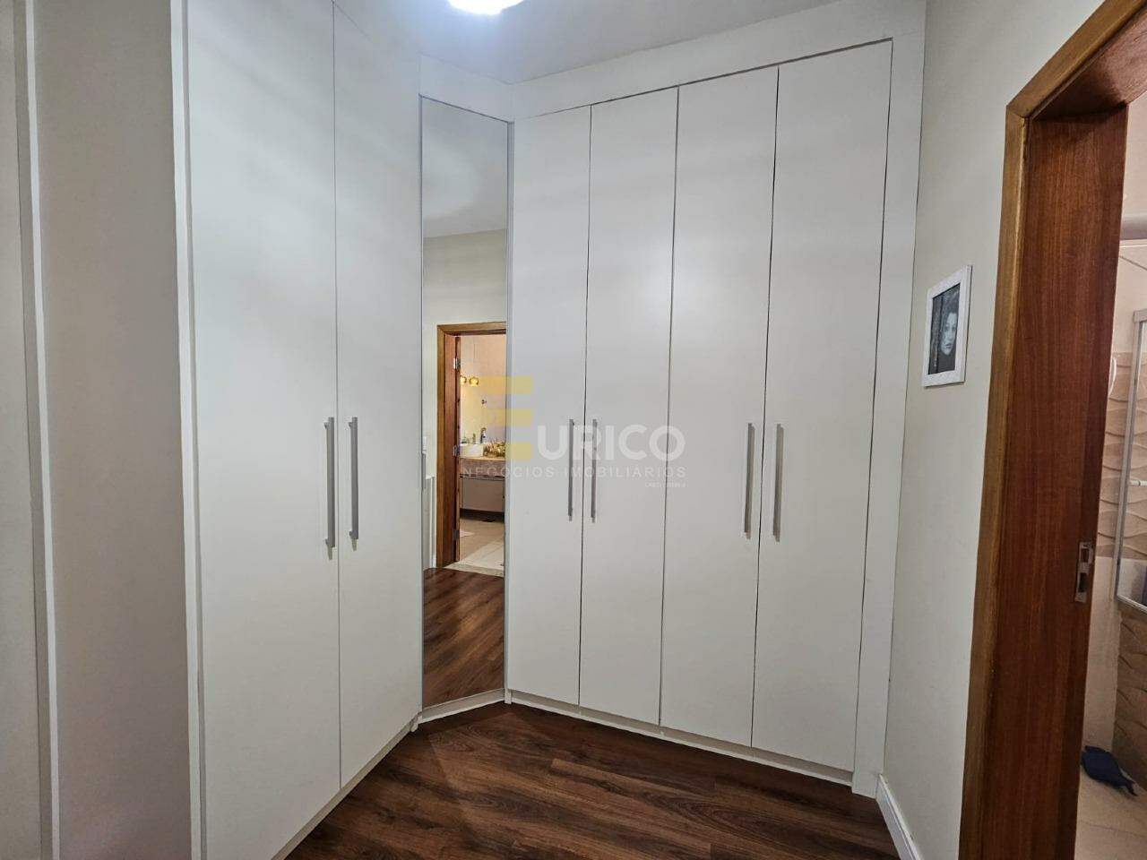 Casa em condomínio à venda no Condomínio Residencial Villa do Sol em Valinhos/SP:
