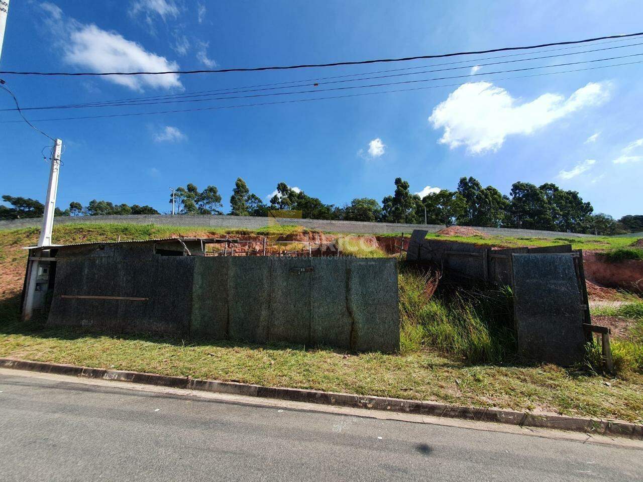 Terreno em Condomínio à venda no Condomínio Residencial Villa D’Oro em Vinhedo/SP: 
