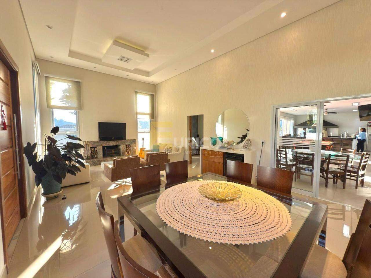 Casa em condomínio à venda no Condomínio Vila Hípica II em Vinhedo/SP: