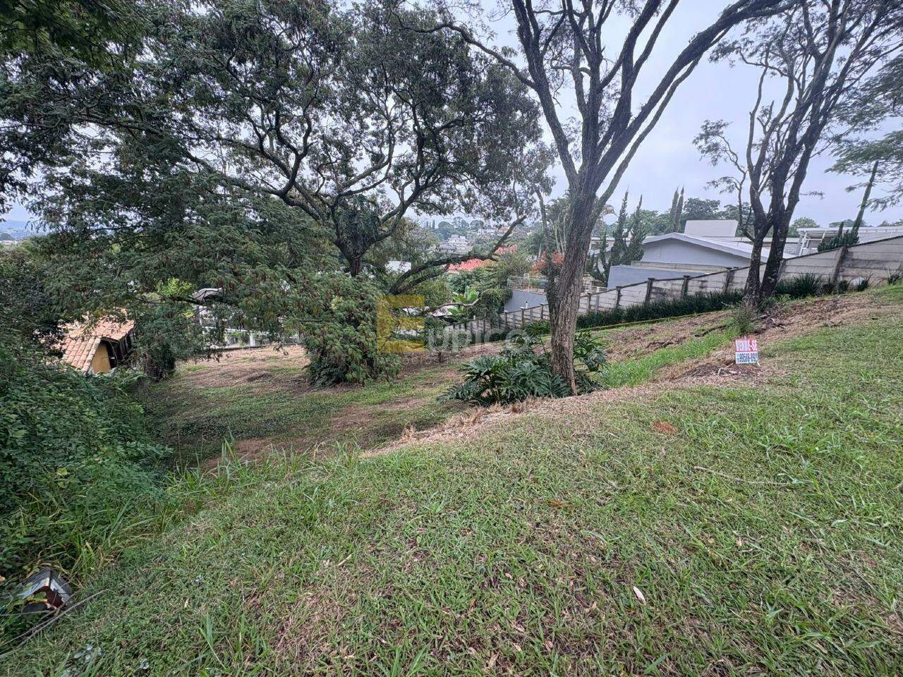 Terreno em Condomínio à venda no Condomínio Estância Marambaia em Vinhedo/SP: 