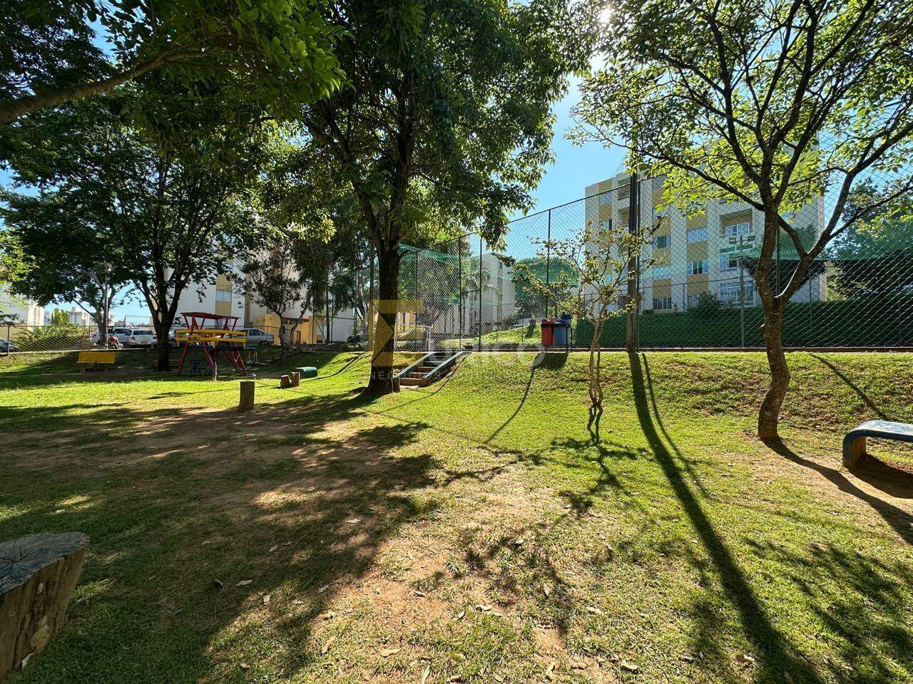 Apartamento à venda no Condomínio Residencial Parque dos Pássaros em Valinhos/SP: