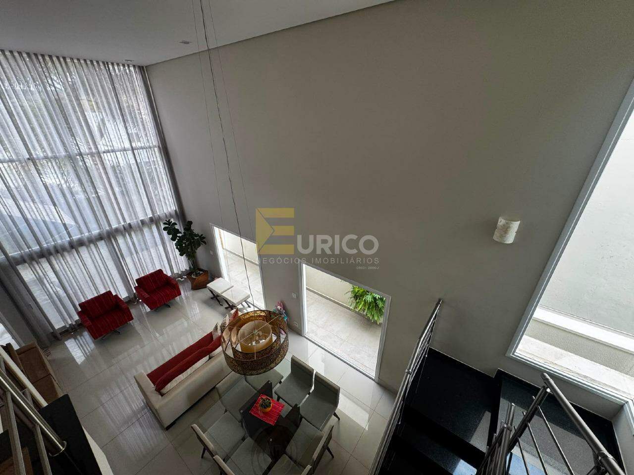 Casa em condomínio à venda no Condomínio Portal do Jequitibá em Valinhos/SP: 