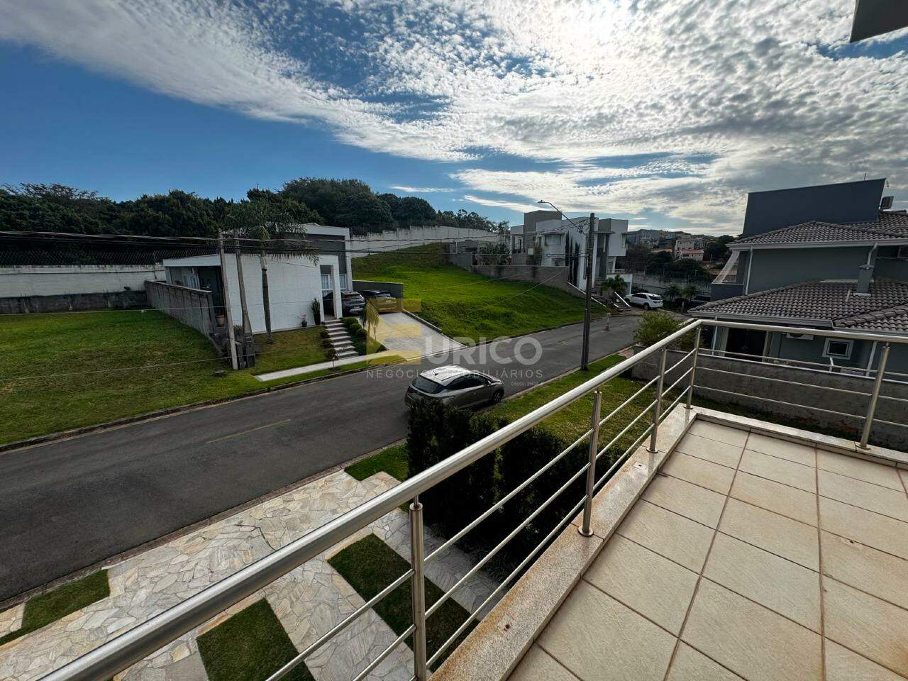 Casa em condomínio à venda no Condomínio Portal do Jequitibá em Valinhos/SP: 