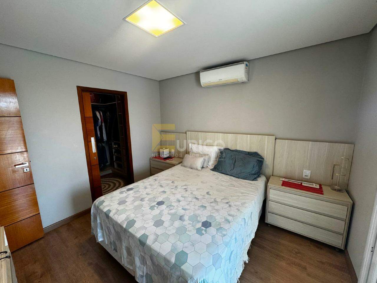 Casa em condomínio à venda no Condomínio Portal do Jequitibá em Valinhos/SP: 