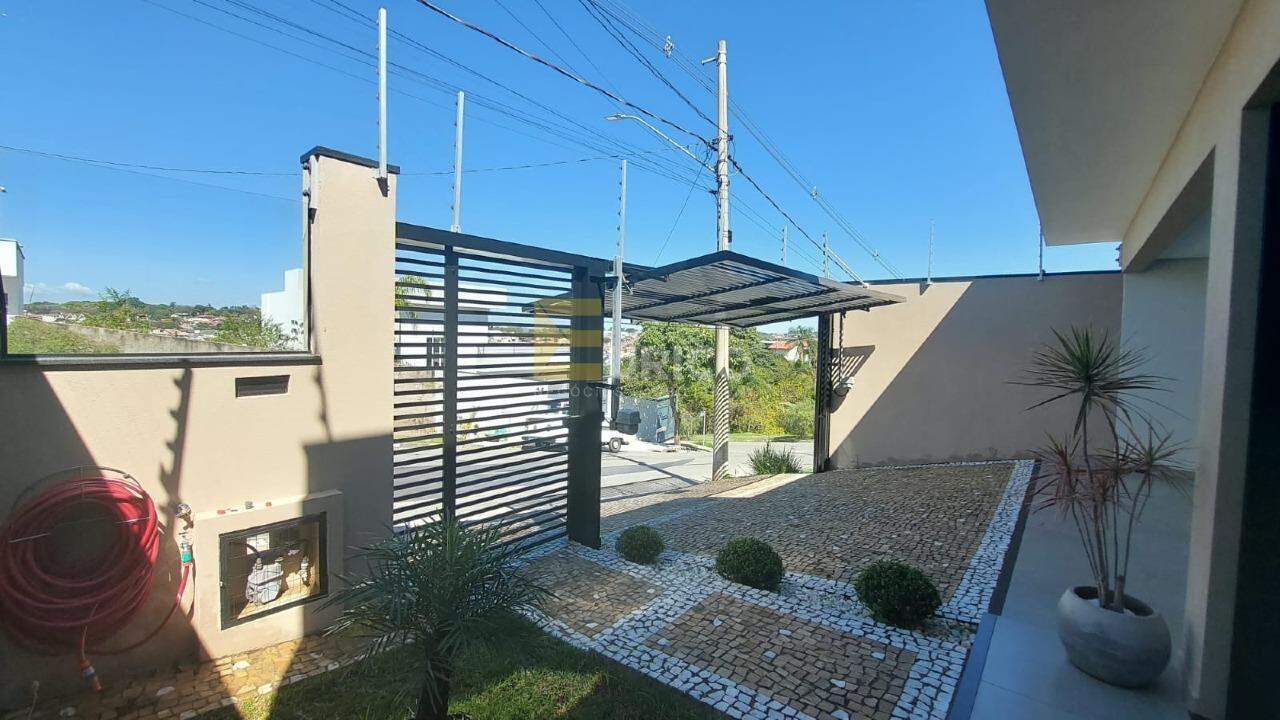 Casa à venda no Jardim das Videiras em Vinhedo/SP: 