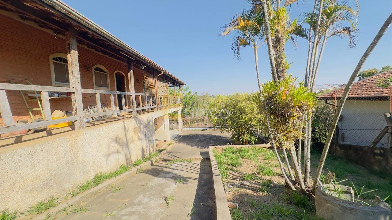 Terreno à venda no Estância Recreativa San Fernando em Valinhos/SP: