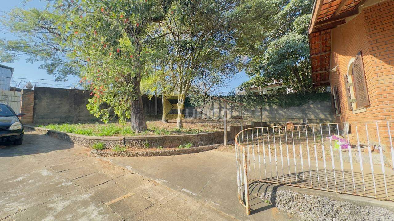 Terreno à venda no Estância Recreativa San Fernando em Valinhos/SP: 