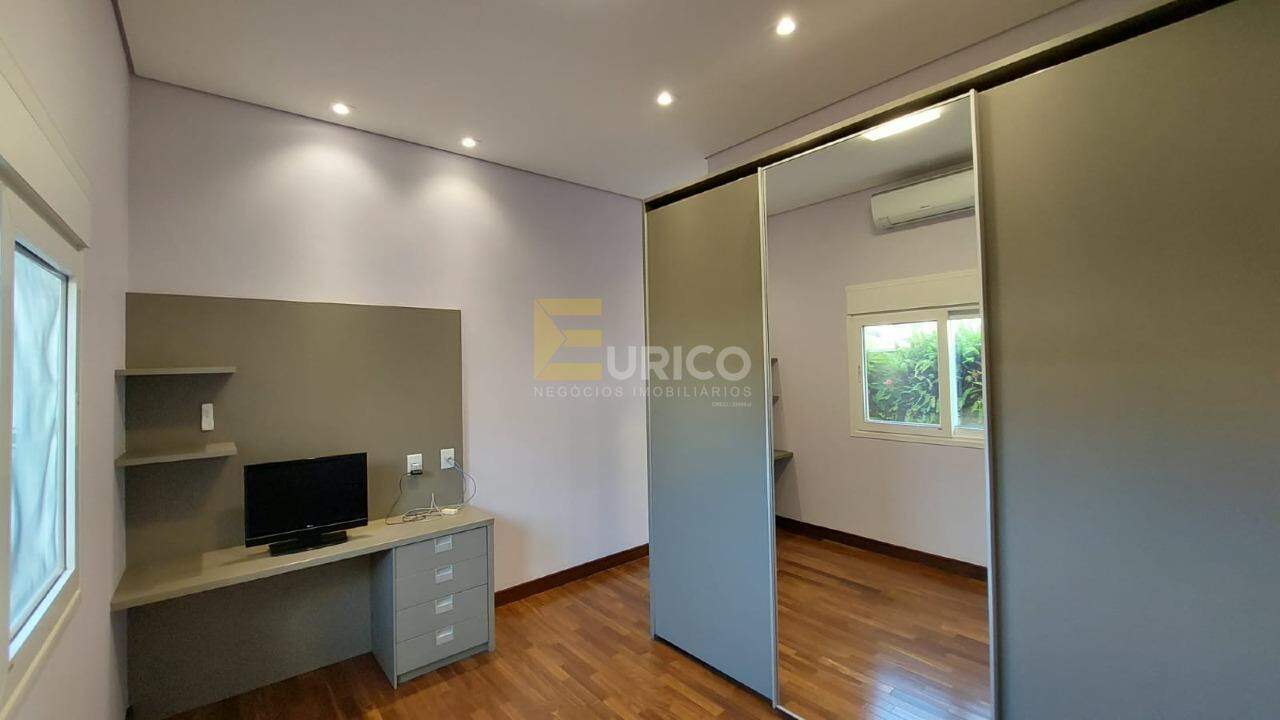 Casa em condomínio à venda no Condomínio Recanto dos Paturis em Vinhedo/SP: