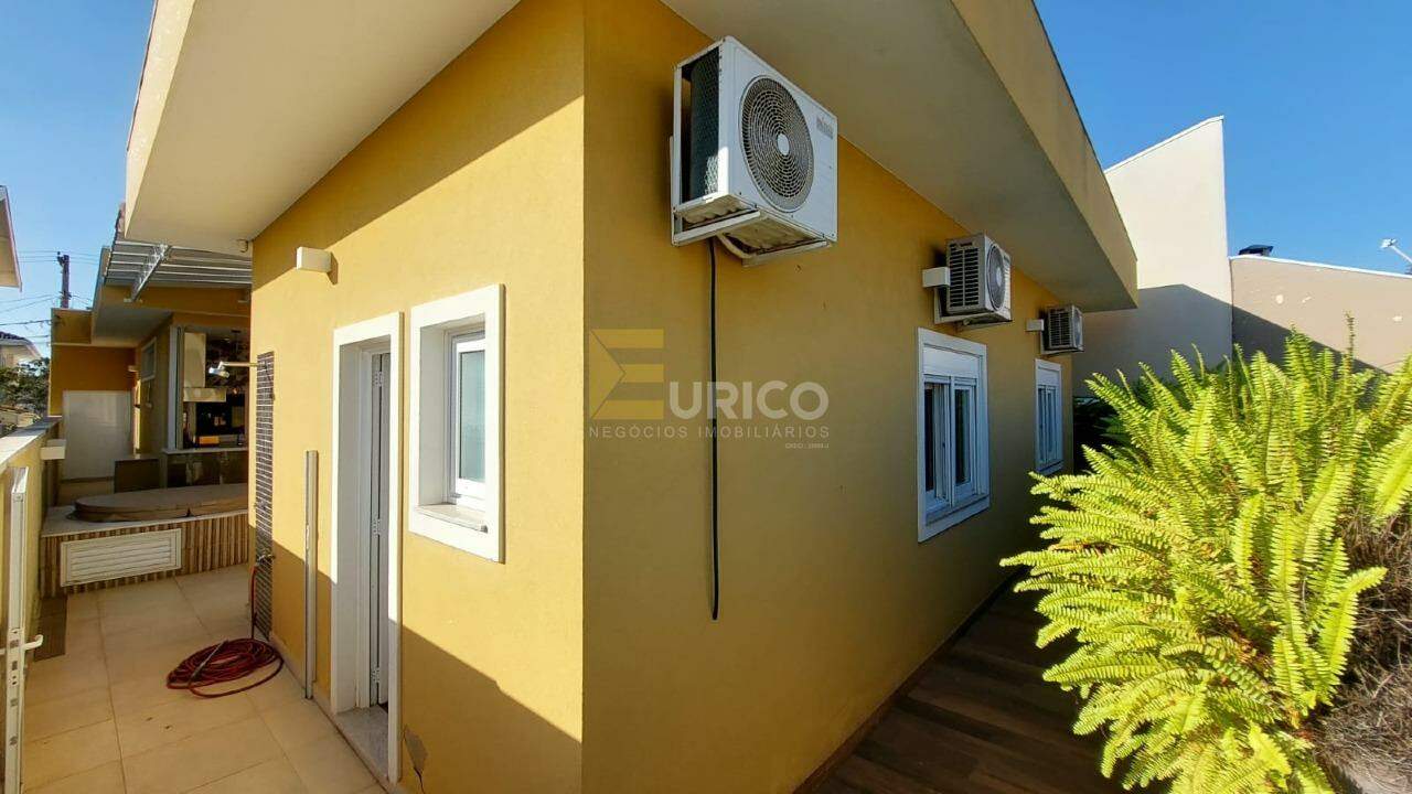 Casa em condomínio à venda no Condomínio Recanto dos Paturis em Vinhedo/SP: