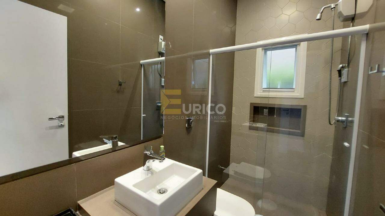 Casa em condomínio à venda no Condomínio Recanto dos Paturis em Vinhedo/SP: