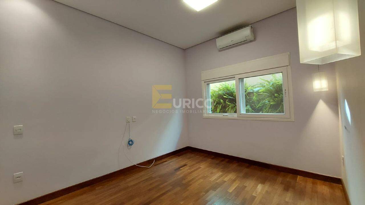 Casa em condomínio à venda no Condomínio Recanto dos Paturis em Vinhedo/SP: