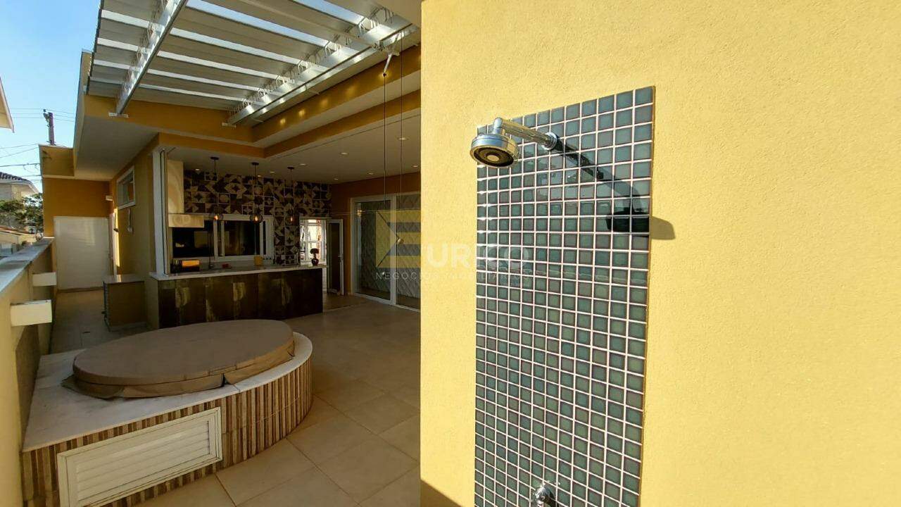 Casa em condomínio à venda no Condomínio Recanto dos Paturis em Vinhedo/SP: